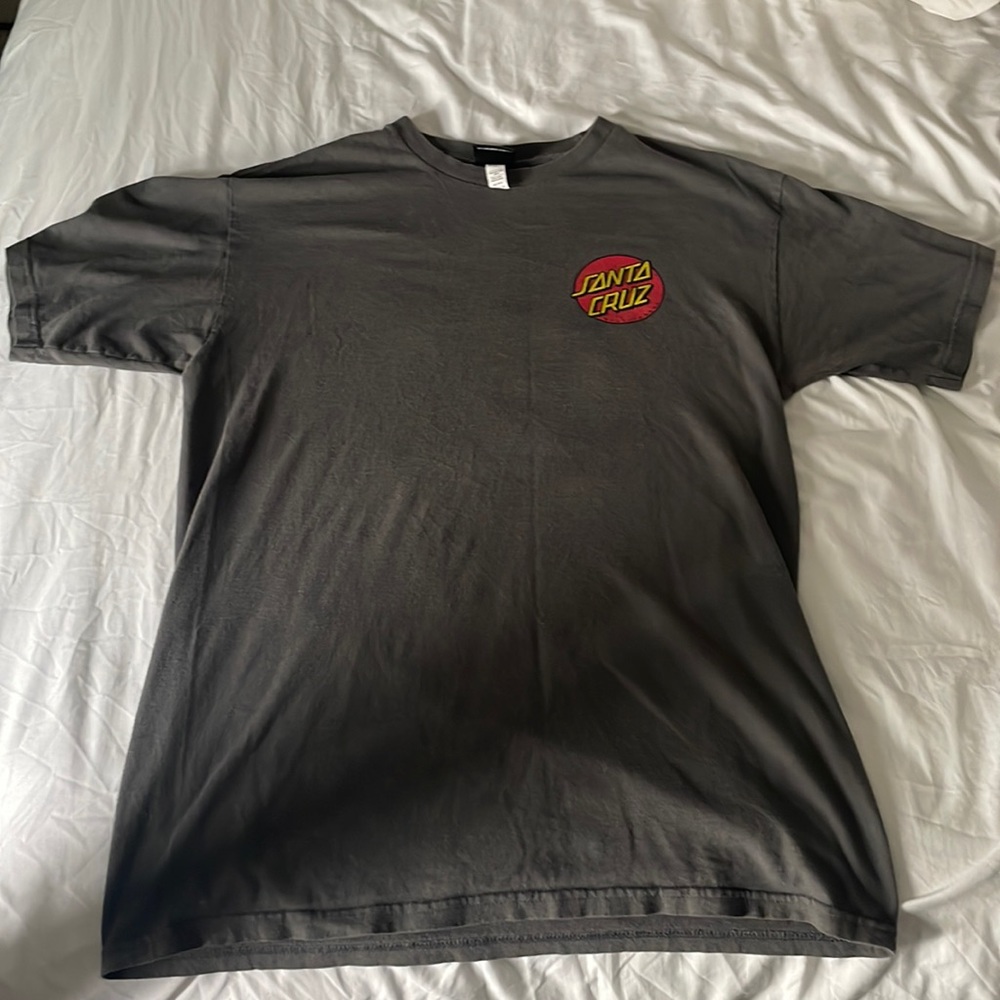 Mens (M) Santa Cruz t-shirt